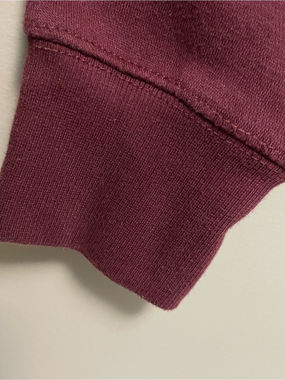 London England Maroon Hooded Sweatshirt Men’s Medium - Picture 7 of 10